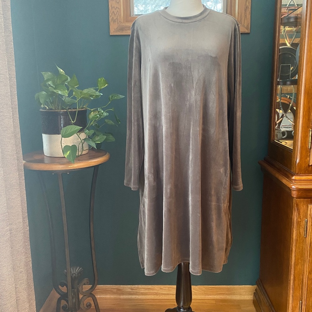 J Jill dipped hem mocha velour dress XL